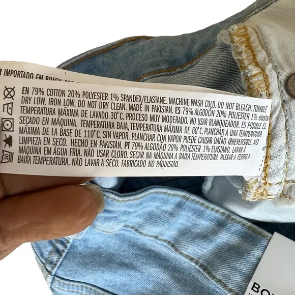 FOREVER 21+ Denim Boyfriend Jean Women’s Size 12 New With Tags Distressed - Picture 5 of 9